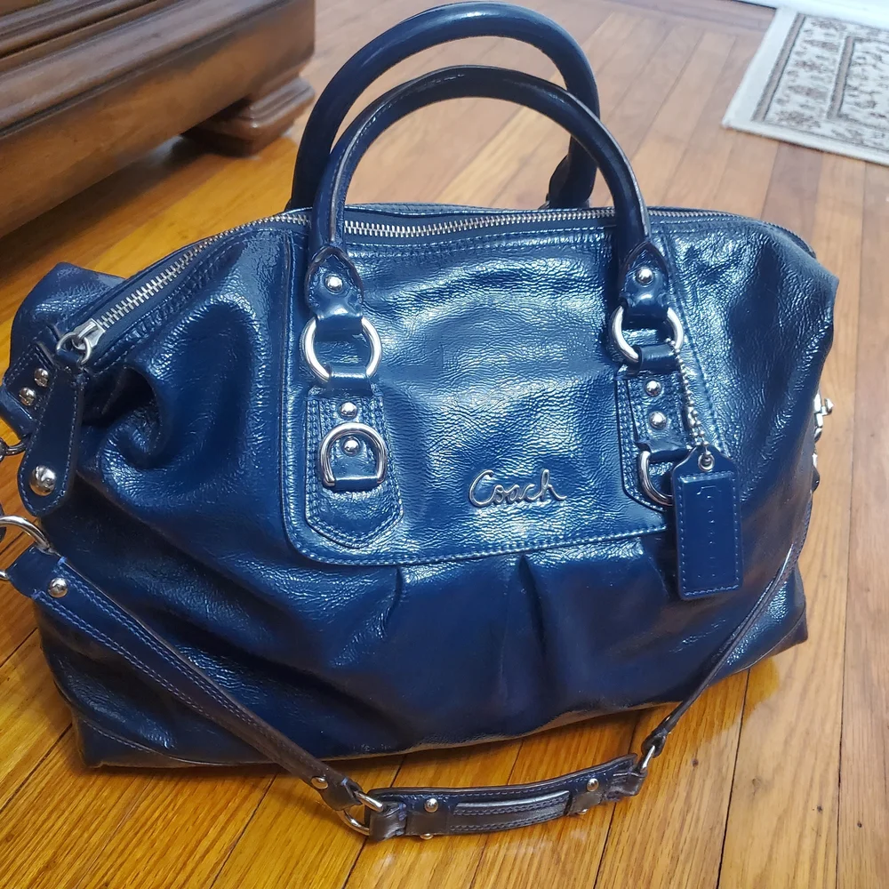 Coach Glosy Dark Blue Leather Handle,shoulder bag. - Picture 12 of 16